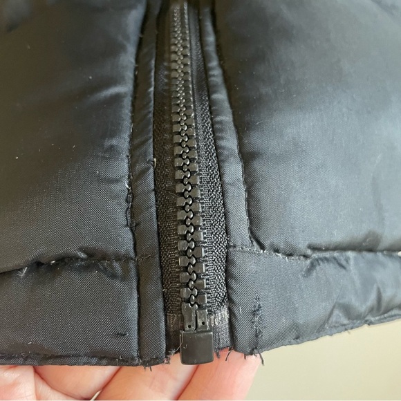 Vintage The North Face Down Puffer Vest Hooded Black Mens Size Medium - Picture 9 of 12